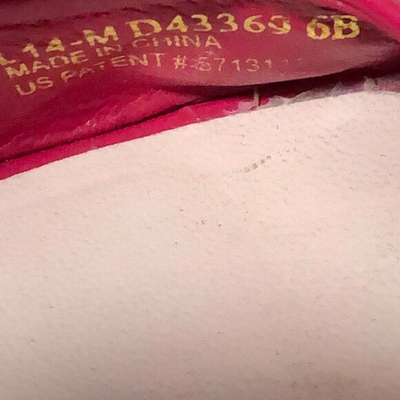 Cole Haan Women's Air Tali  Peep Toe Wedge Slip-on Sandals Red Size 6B Magenta - Picture 3 of 5